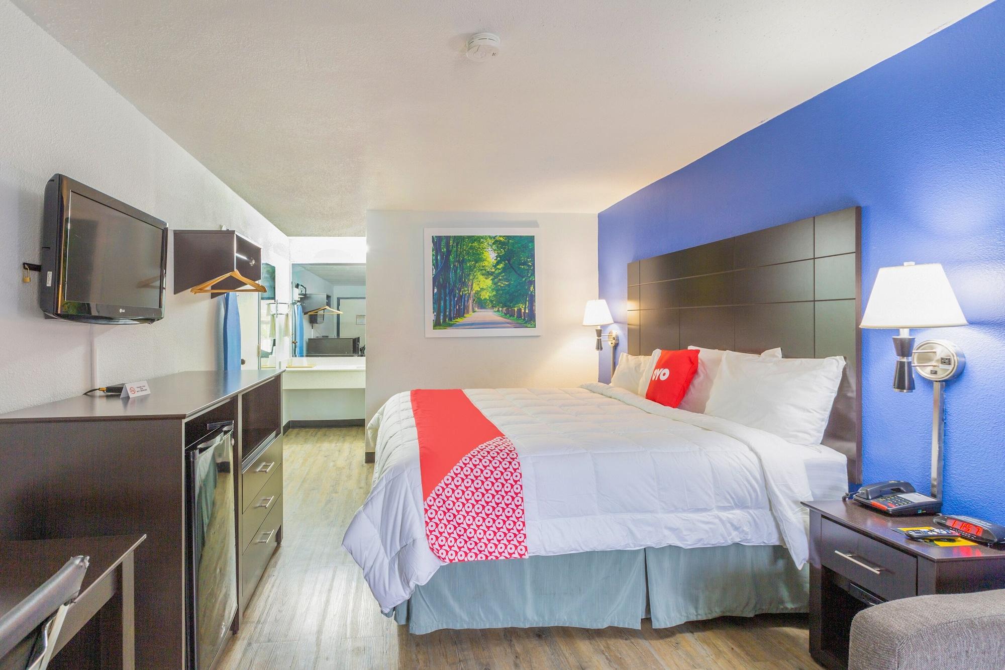 Oyo Hotel Baton Rouge Mid City Exterior photo