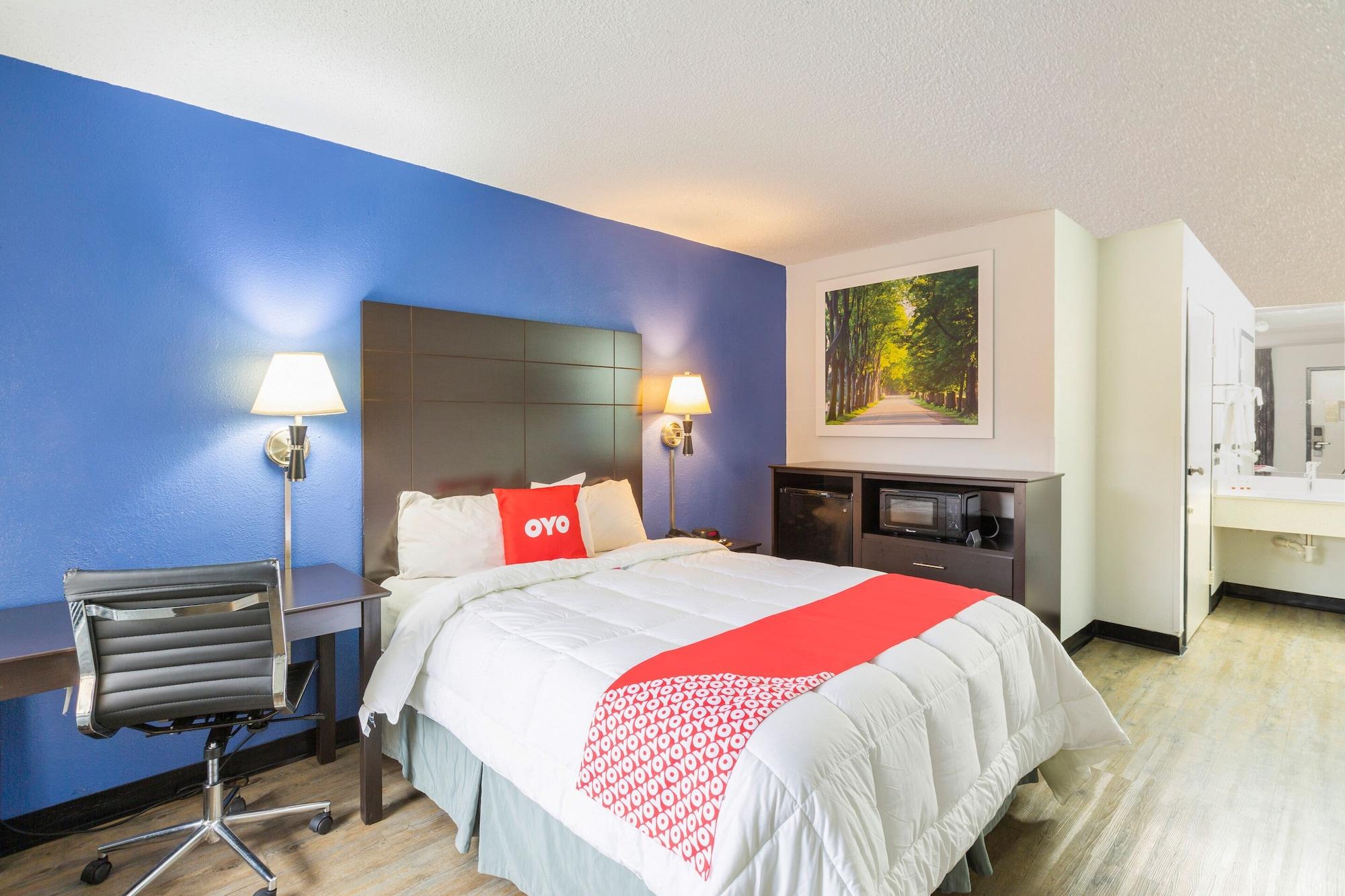 Oyo Hotel Baton Rouge Mid City Exterior photo